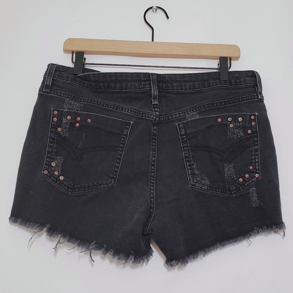William Rast | Perfect Shorts Distressed Studded Pocket Denim Raw Hem Shorts
